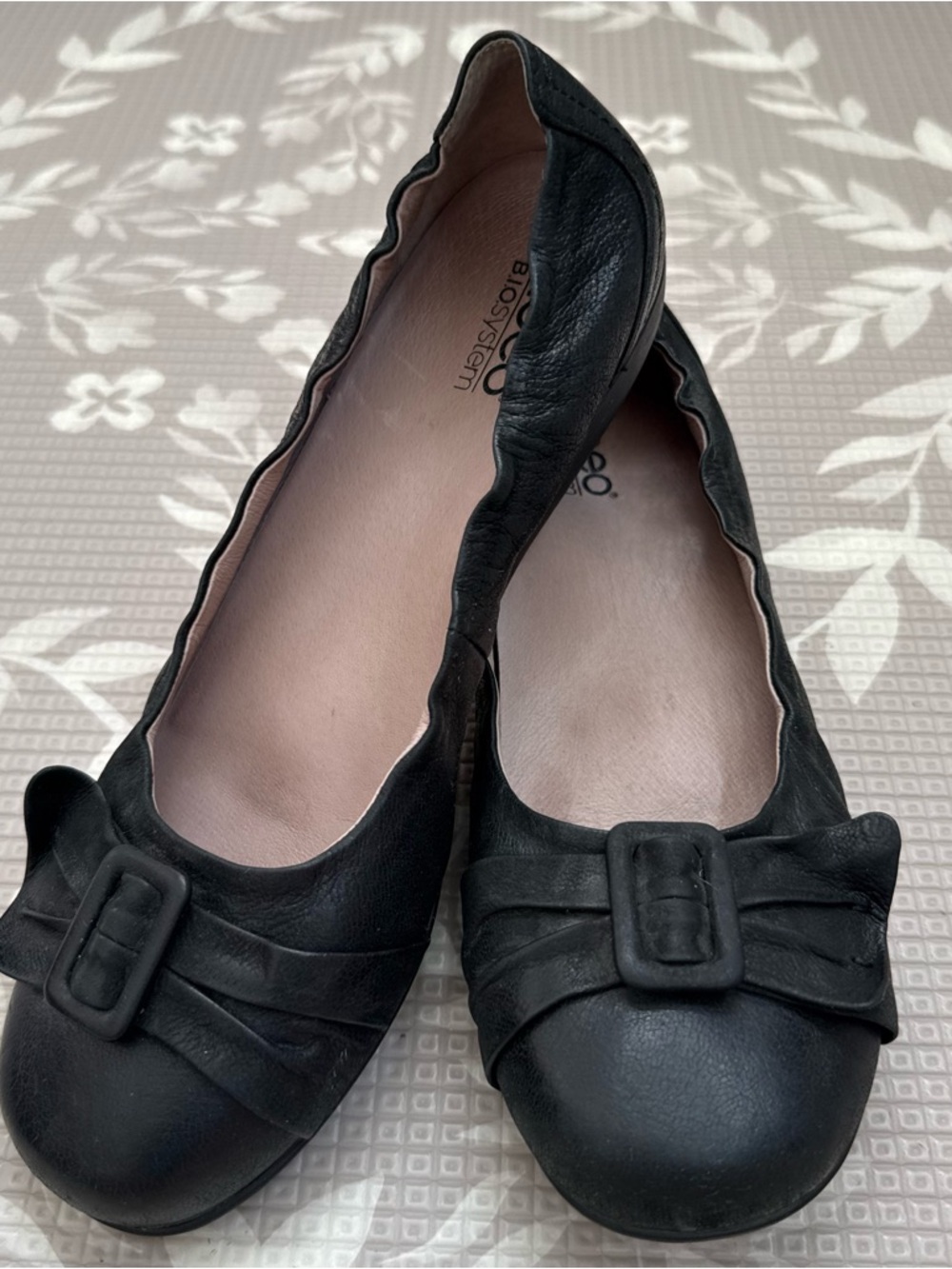 Abeo Black Leather Bio System Tabitha Buckle Ballet Flats Size 9.5